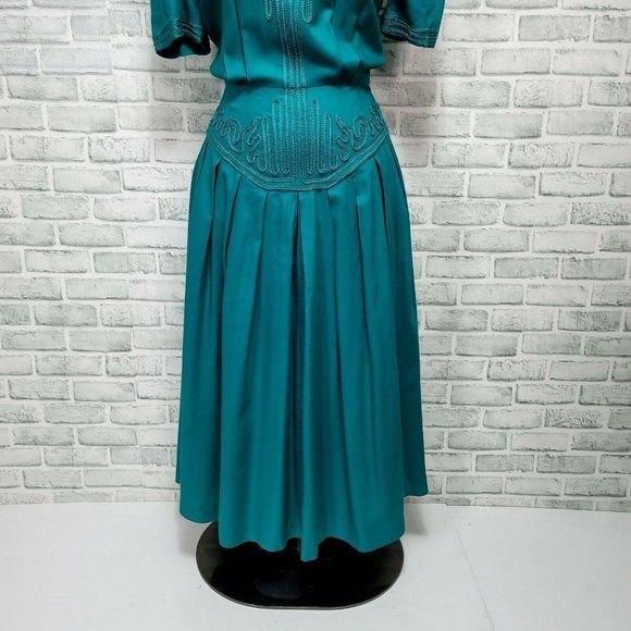 Vintage 80s Sarah Elizabeth Green Embroidery Secretary Midi Dress Short Sleeves - Picture 5 of 10